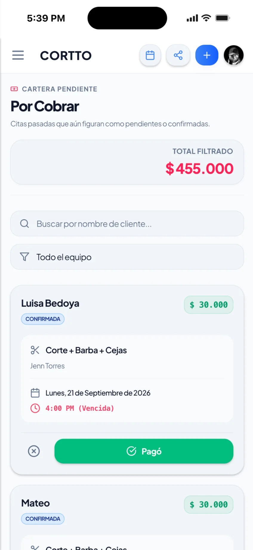 Lista Por cobrar de Cortto en el teléfono con las citas pendientes